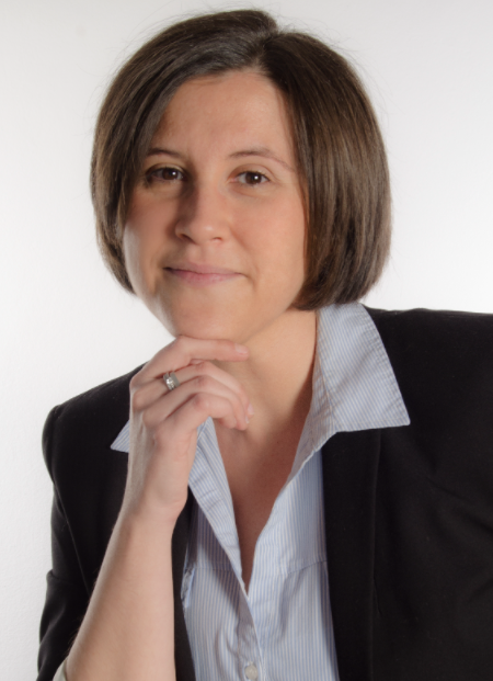 Mar&iacute;a Pilar Paz-Pe&ntilde;uelas Bened&eacute;